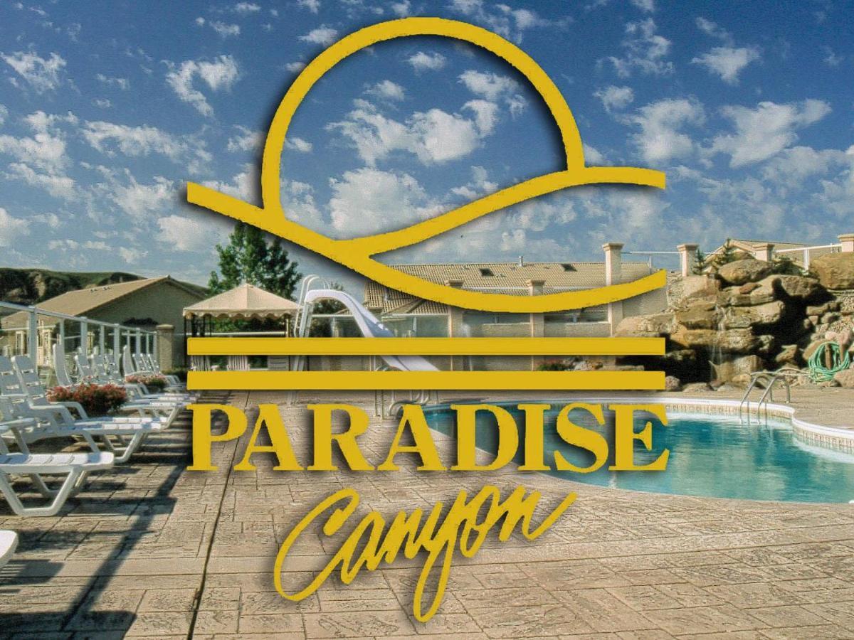 Paradise Canyon Golf Resort - Luxury Condo M403 Летбридж Экстерьер фото